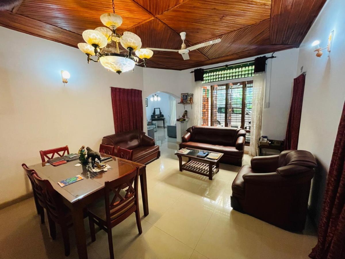 Mangala Lodge คูรูเนกาลา ภายนอก รูปภาพ